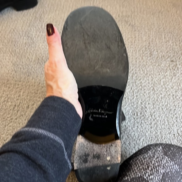 Salvatore Ferragamo bootie. Size 9…..Simply stunning - Picture 7 of 16